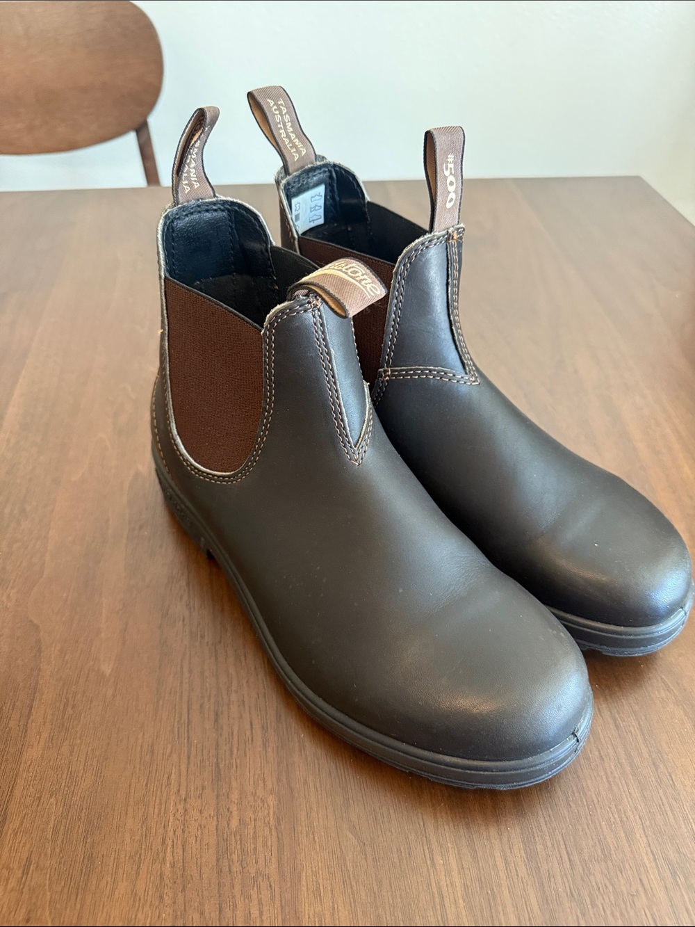 Blundstone Chelsea Boots in Chocolate Brown #500 AUS8 (Men’s 9.5, Women’s 11 US)